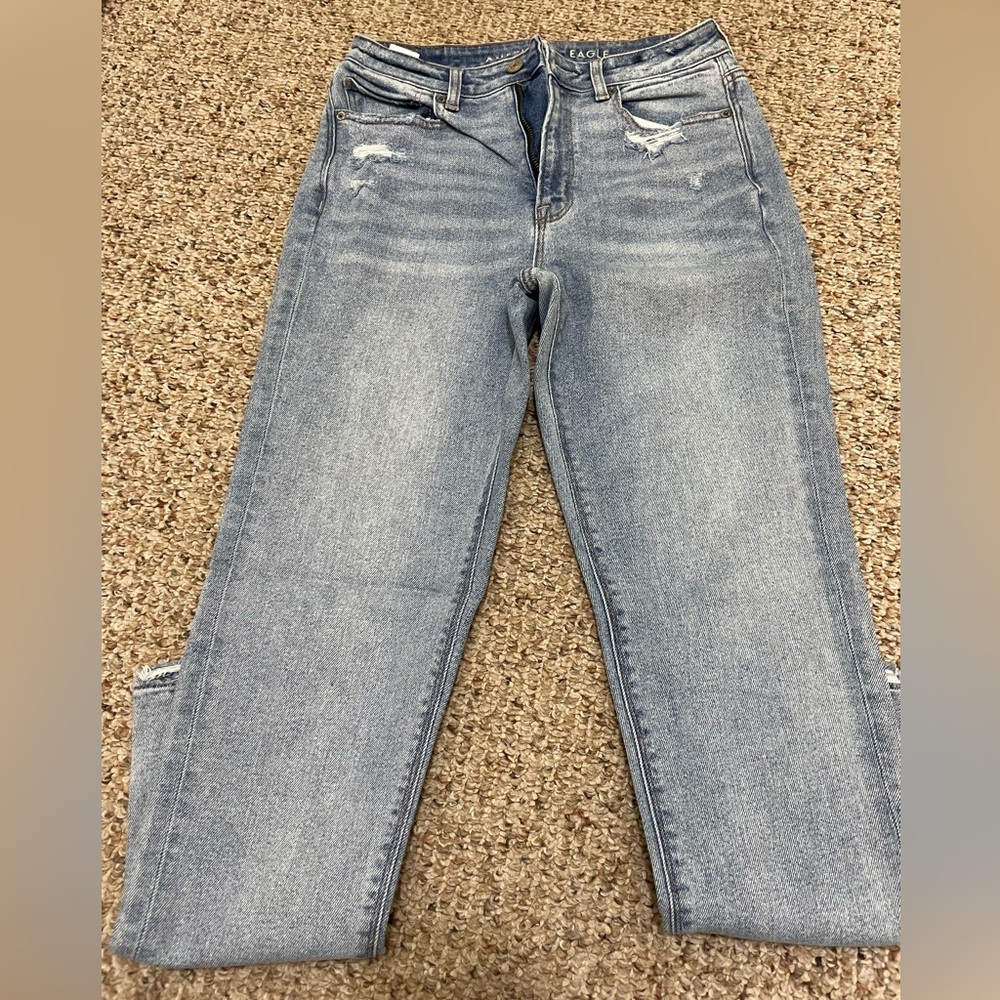 American Eagle Mom Jeans